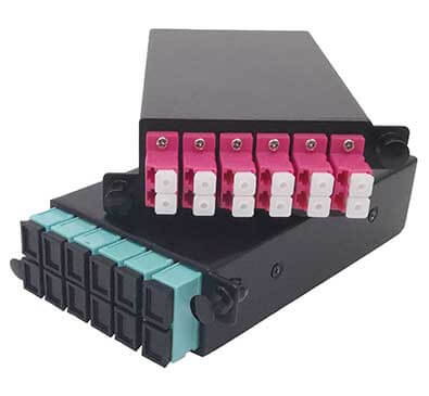 MPO cassettes with SC duplex or LC duplex adapters